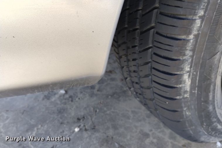 image for item DN6346 2002 Toyota Sienna XLE  van