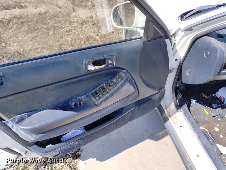 image for item DN6347 1992 Honda Accord EX