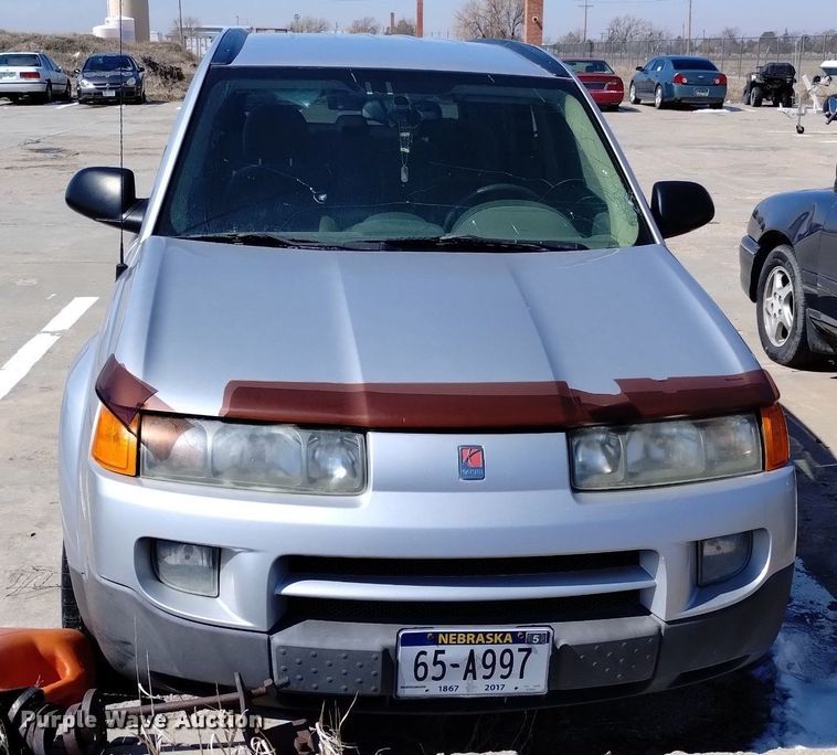 image for item DN6349 2003 Saturn Vue  SUV