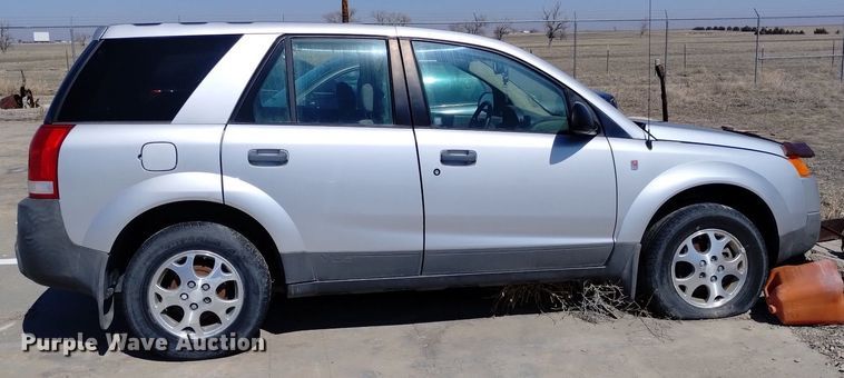 image for item DN6349 2003 Saturn Vue  SUV
