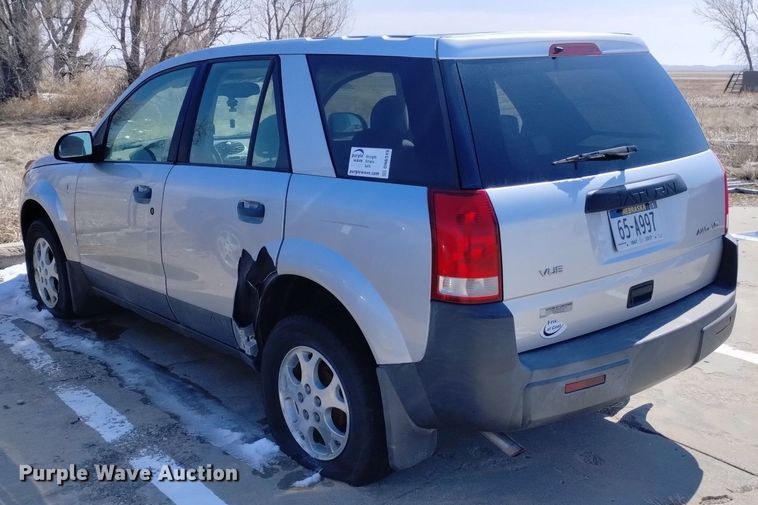 image for item DN6349 2003 Saturn Vue  SUV