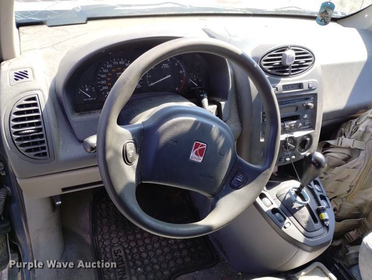 image for item DN6349 2003 Saturn Vue  SUV