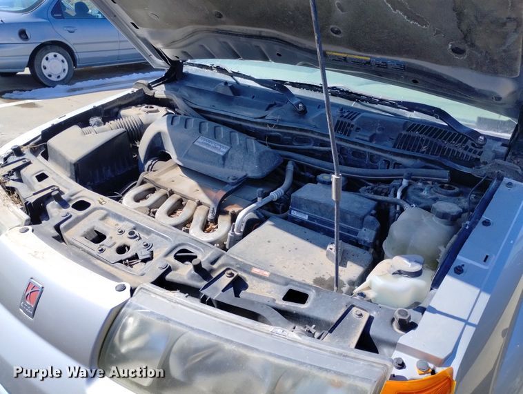 image for item DN6349 2003 Saturn Vue  SUV