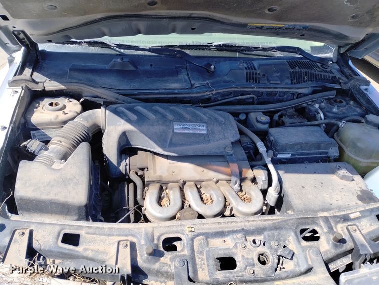 image for item DN6349 2003 Saturn Vue  SUV