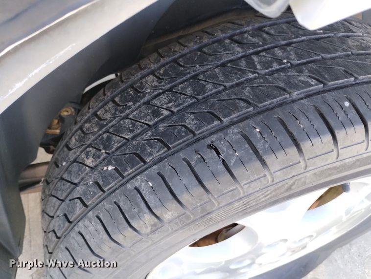 image for item DN6349 2003 Saturn Vue  SUV