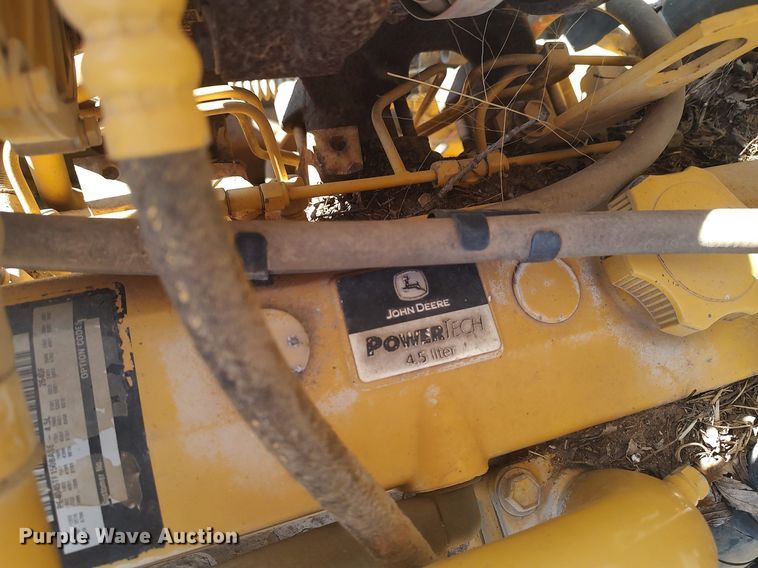 image for item DO3754 2004 Johnston 3000  street sweeper truck