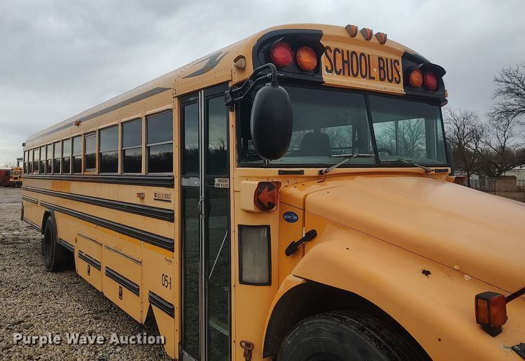 image for item DO3797 2005 Blue Bird  school bus