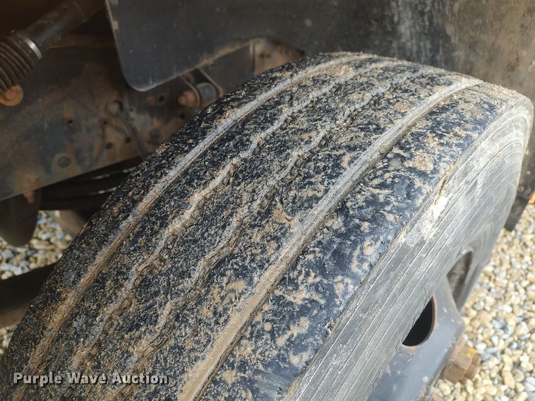 image for item DO3797 2005 Blue Bird  school bus