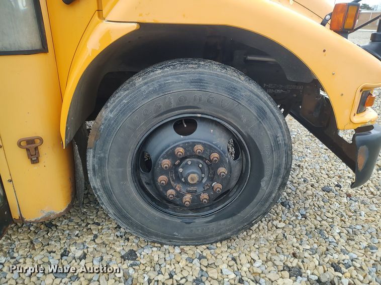 image for item DO3797 2005 Blue Bird  school bus