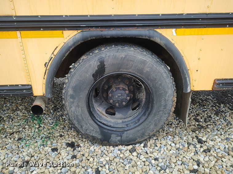 image for item DO3797 2005 Blue Bird  school bus