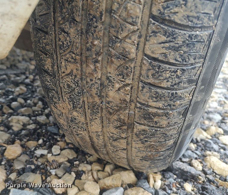 image for item DO3798 2000 GMC Safari  van