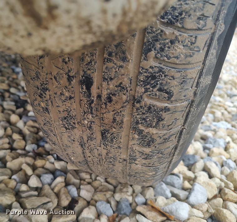 image for item DO3798 2000 GMC Safari  van