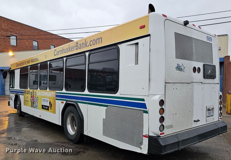 image for item DO4210 2006 Gillig G29B102N4  transit bus