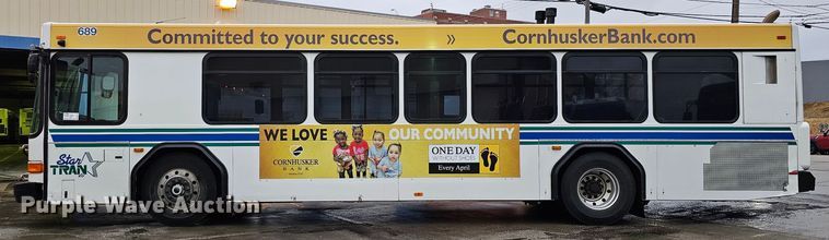 image for item DO4210 2006 Gillig G29B102N4  transit bus