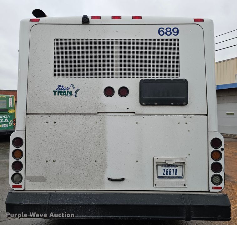 image for item DO4210 2006 Gillig G29B102N4  transit bus