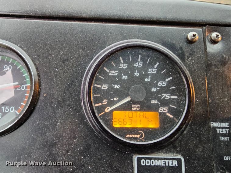 image for item DO4210 2006 Gillig G29B102N4  transit bus