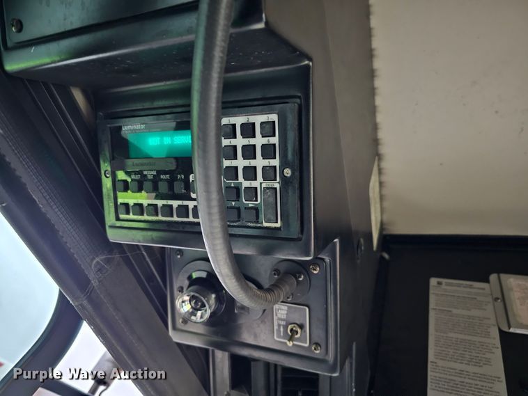 image for item DO4210 2006 Gillig G29B102N4  transit bus