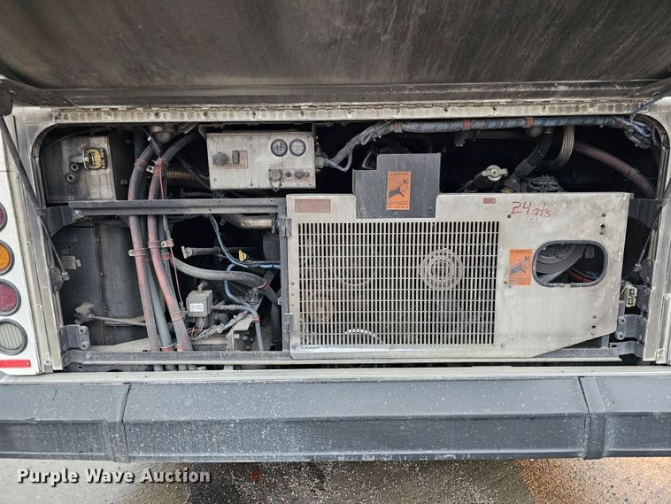 image for item DO4210 2006 Gillig G29B102N4  transit bus