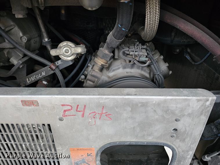 image for item DO4210 2006 Gillig G29B102N4  transit bus