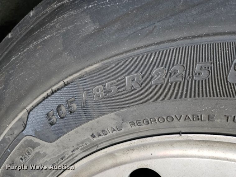 image for item DO4210 2006 Gillig G29B102N4  transit bus