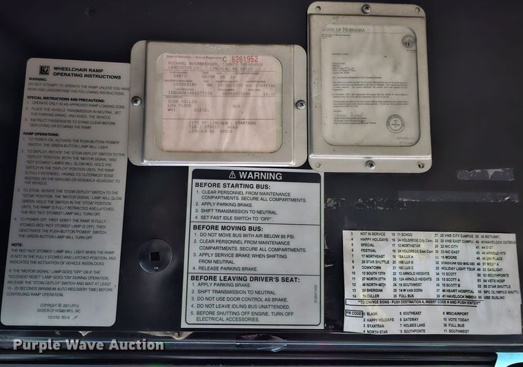 image for item DO4210 2006 Gillig G29B102N4  transit bus