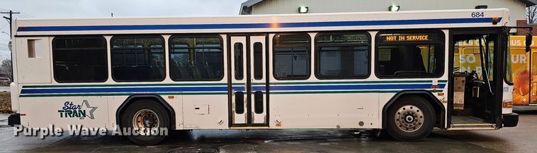 image for item DO4211 2006 Gillig G29B102N4  transit bus