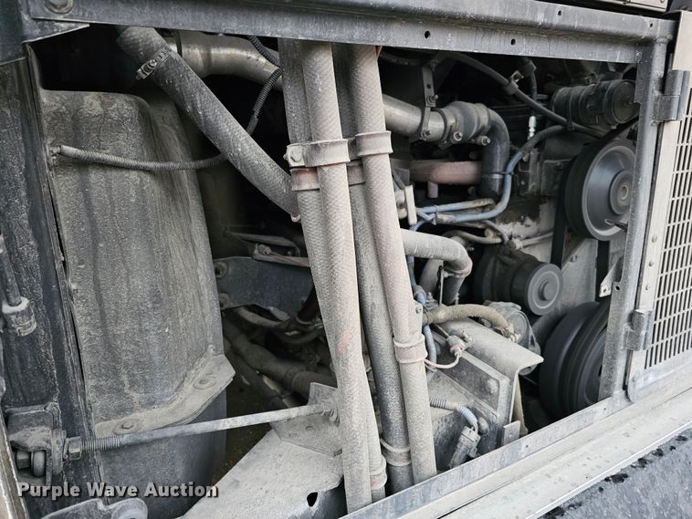 image for item DO4211 2006 Gillig G29B102N4  transit bus