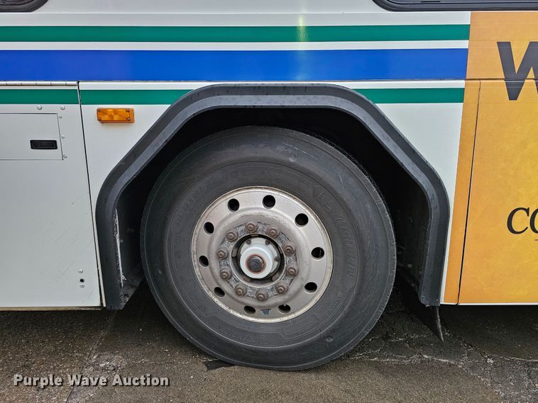 image for item DO4211 2006 Gillig G29B102N4  transit bus