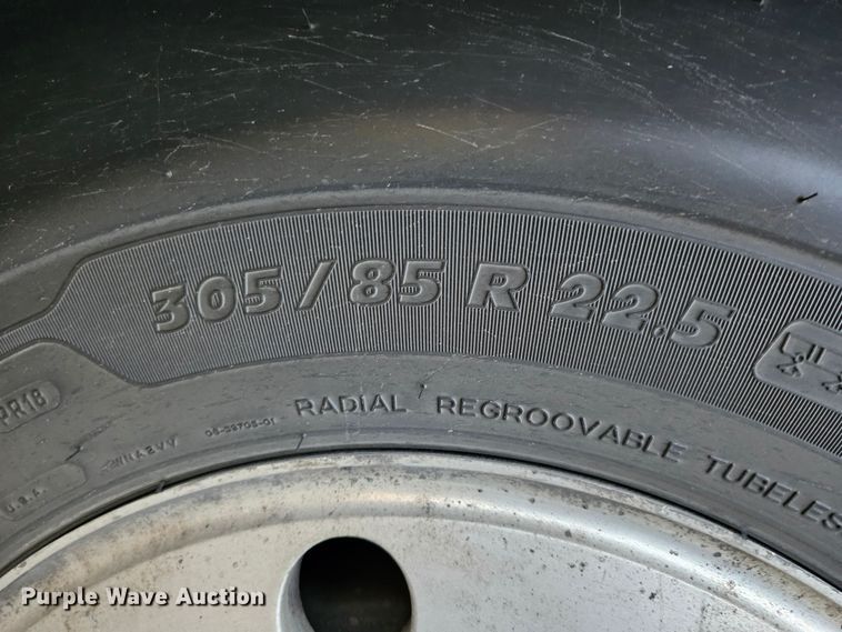 image for item DO4211 2006 Gillig G29B102N4  transit bus