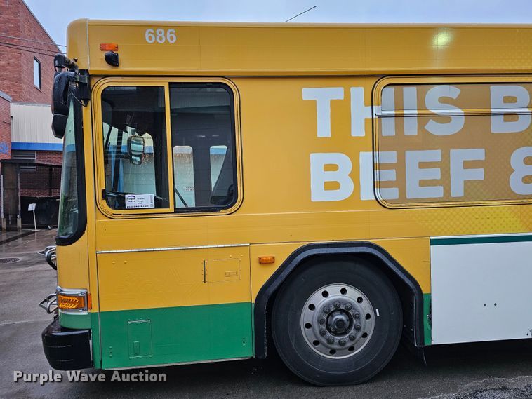 image for item DO4212 2006 Gillig G29B102N4  transit bus