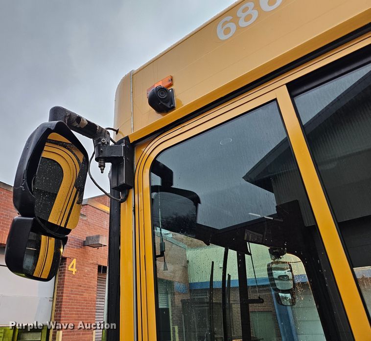 image for item DO4212 2006 Gillig G29B102N4  transit bus