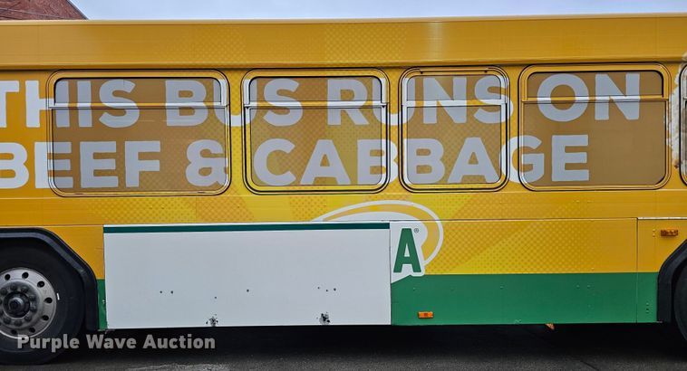 image for item DO4212 2006 Gillig G29B102N4  transit bus