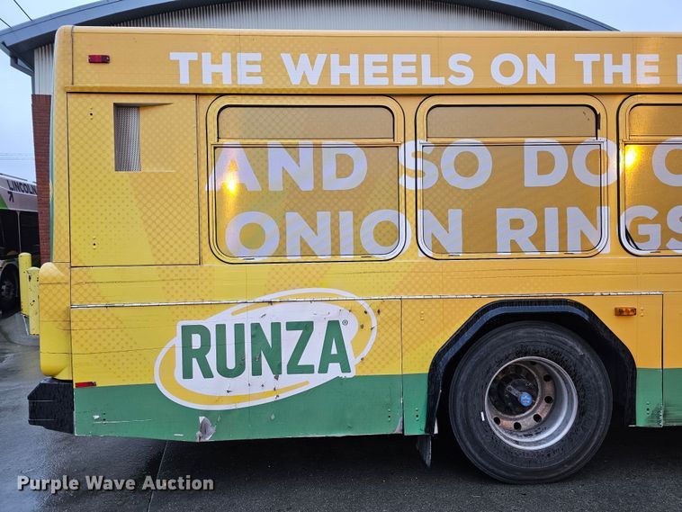 image for item DO4212 2006 Gillig G29B102N4  transit bus