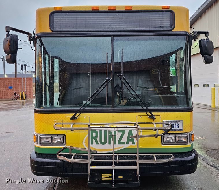 image for item DO4212 2006 Gillig G29B102N4  transit bus