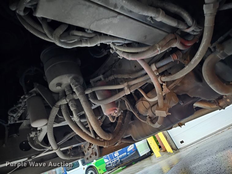 image for item DO4212 2006 Gillig G29B102N4  transit bus