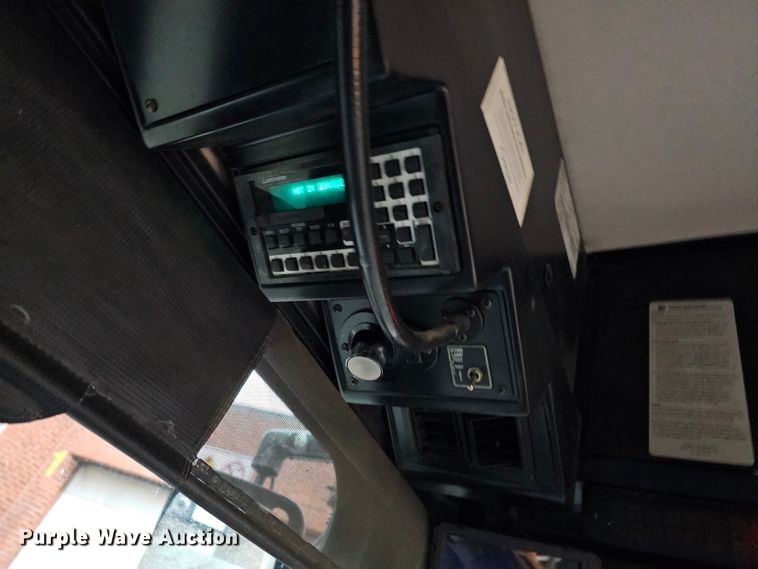 image for item DO4212 2006 Gillig G29B102N4  transit bus