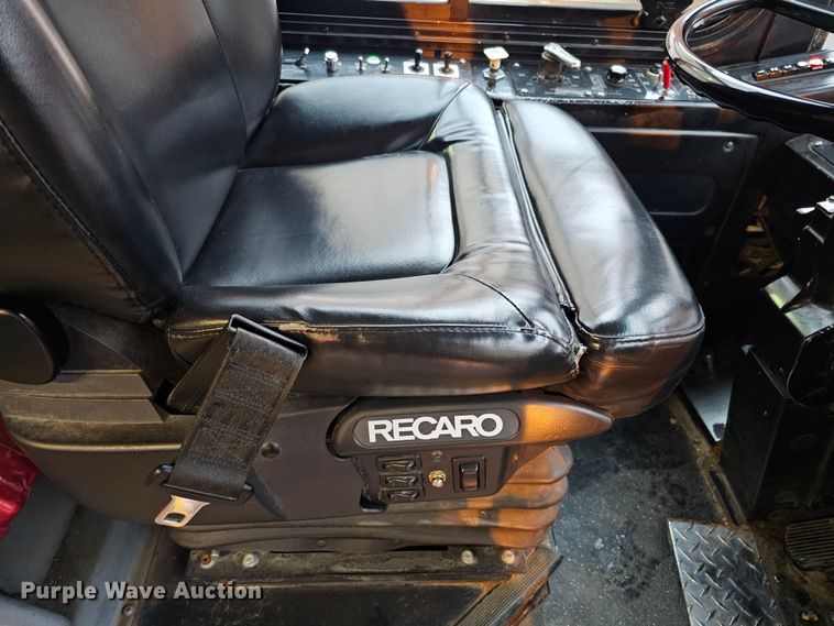 image for item DO4212 2006 Gillig G29B102N4  transit bus