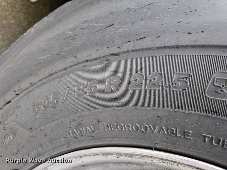 image for item DO4212 2006 Gillig G29B102N4  transit bus