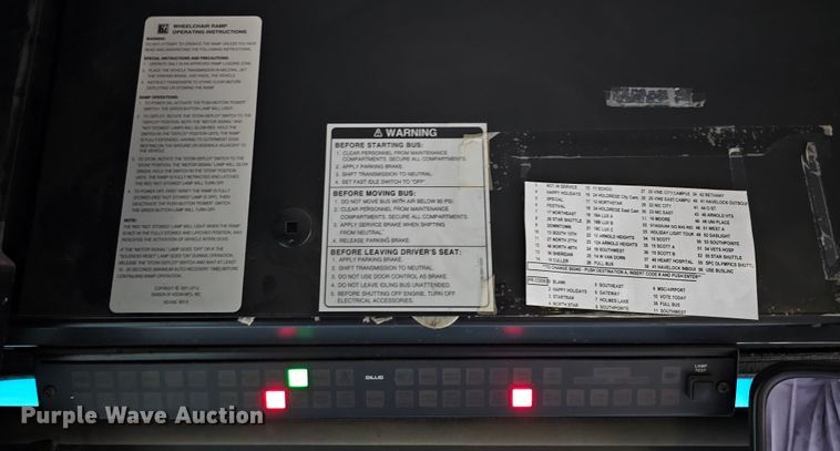 image for item DO4212 2006 Gillig G29B102N4  transit bus