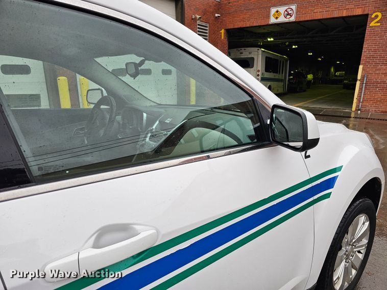 image for item DO4213 2010 Chevrolet Equinox LT  SUV