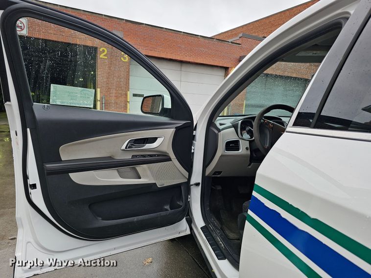 image for item DO4213 2010 Chevrolet Equinox LT  SUV