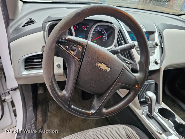 image for item DO4213 2010 Chevrolet Equinox LT  SUV