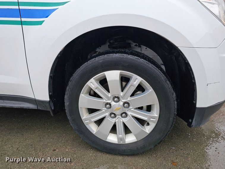 image for item DO4213 2010 Chevrolet Equinox LT  SUV