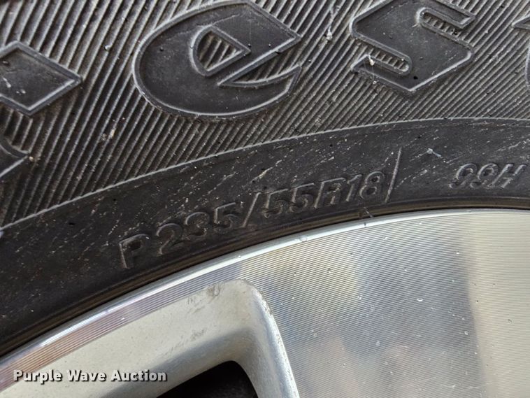 image for item DO4213 2010 Chevrolet Equinox LT  SUV