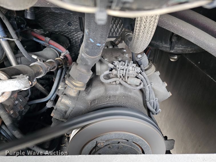 image for item DO4216 2006 Gillig G29B102N4  transit bus