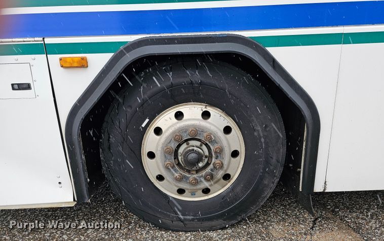 image for item DO4216 2006 Gillig G29B102N4  transit bus