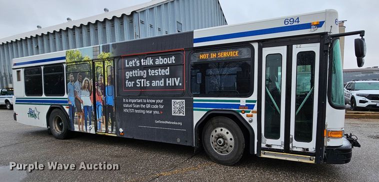 image for item DO4217 2006 Gillig G29B102N4  transit bus