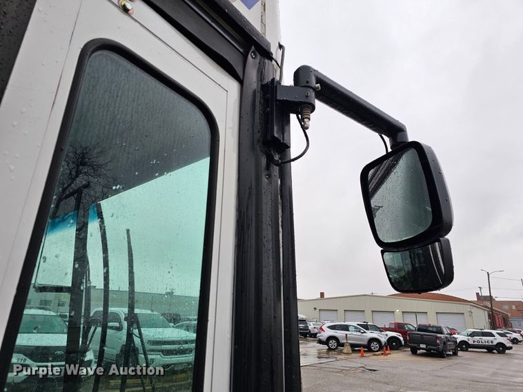 image for item DO4217 2006 Gillig G29B102N4  transit bus