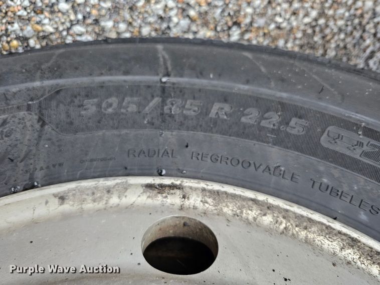 image for item DO4217 2006 Gillig G29B102N4  transit bus