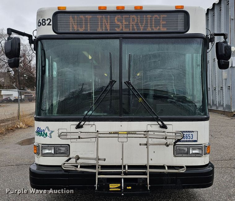 image for item DO4218 2006 Gillig G29B102N4  transit bus